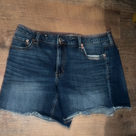 American Eagle Jean Shorts - Picture 1 of 3
